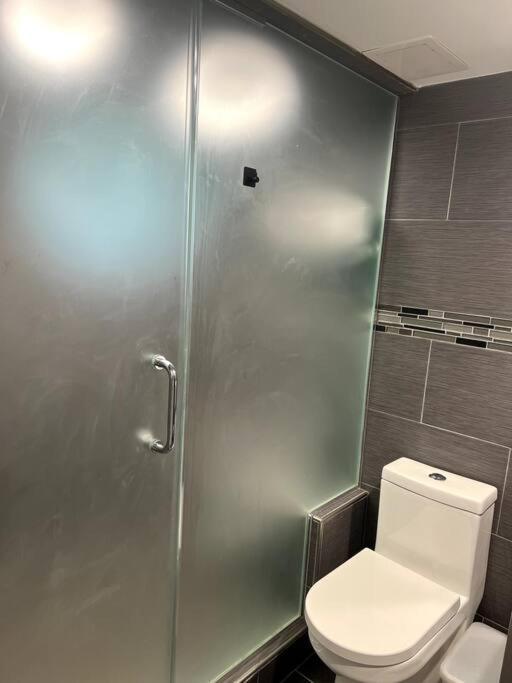 Apartment Modern & Cozy Basement Near Jfk Airport *