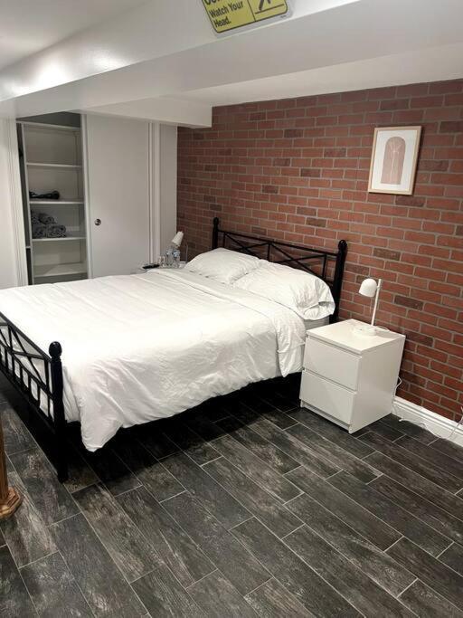 Apartment Modern & Cozy Basement Near Jfk Airport