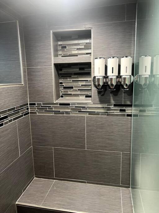 Apartment Modern & Cozy Basement Near Jfk Airport *